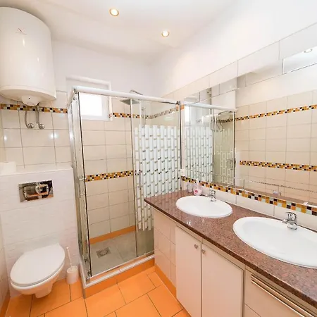 Martic Janja * Dramalj