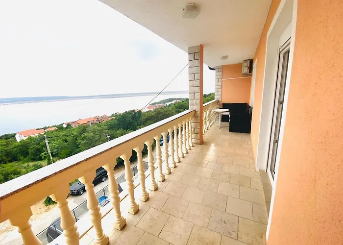 Martic Janja Apartamento Dramalj